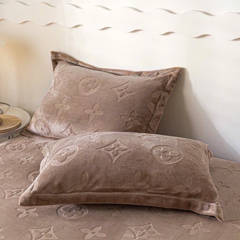 GA NỈ NHUNG TRƠN YUKI