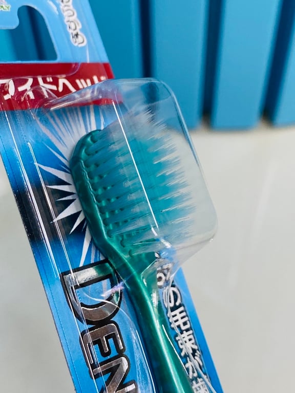 Bàn chải đánh răng DENT-INN Nhật Bản