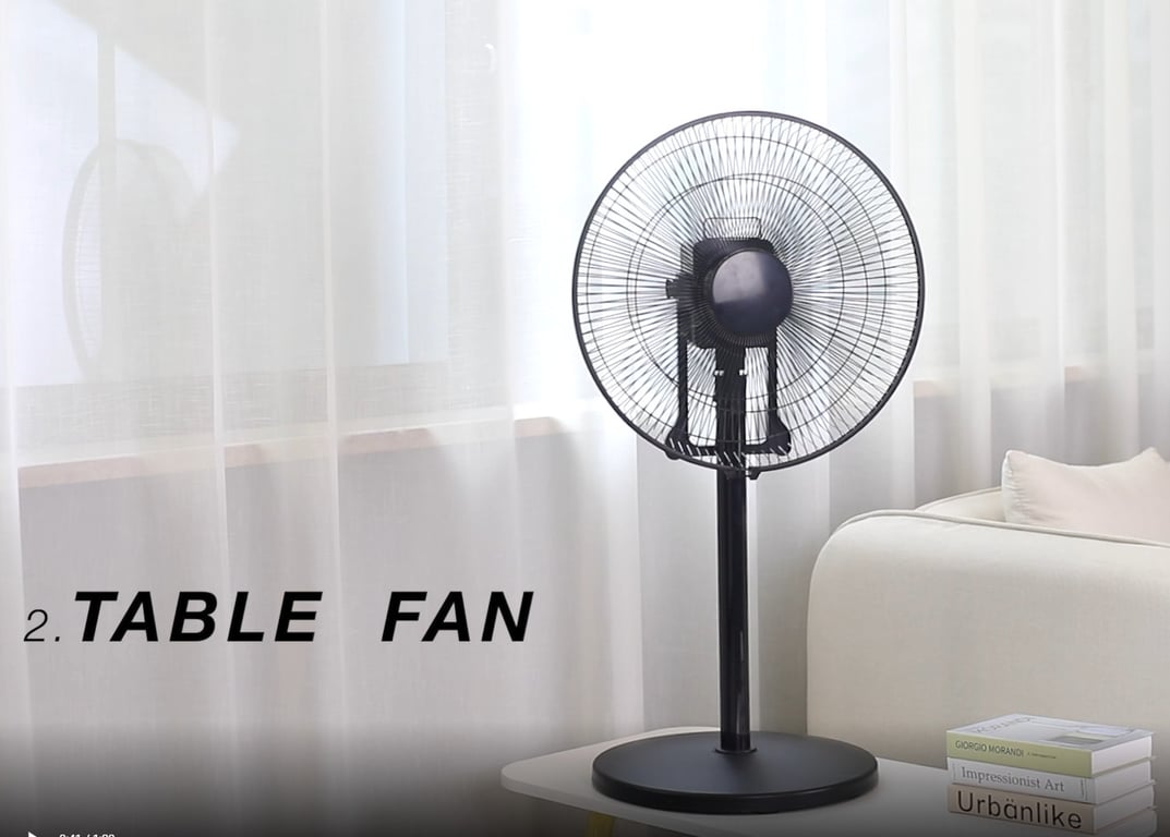 ⛺️ Quạt Tích Điện Lebenlang LBL1702