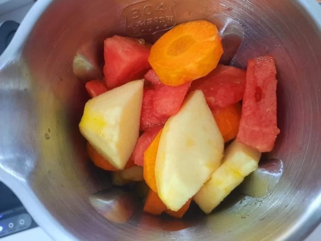 Máy nấu sữa hạt URINGO