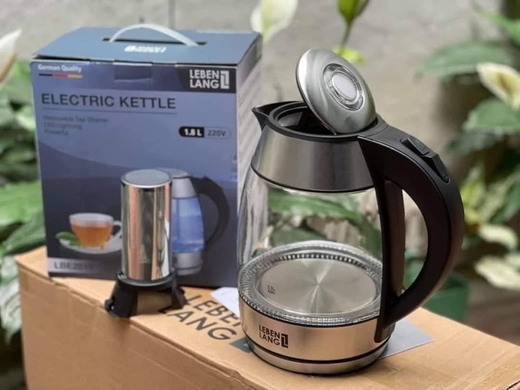 Ấm siêu tốc thủy tinh Lebenlang 1L8 LBE2819