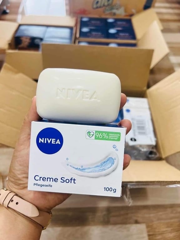 Xà phòng bánh NIVEA CREME SOFT dưỡng da– hộp 100gr