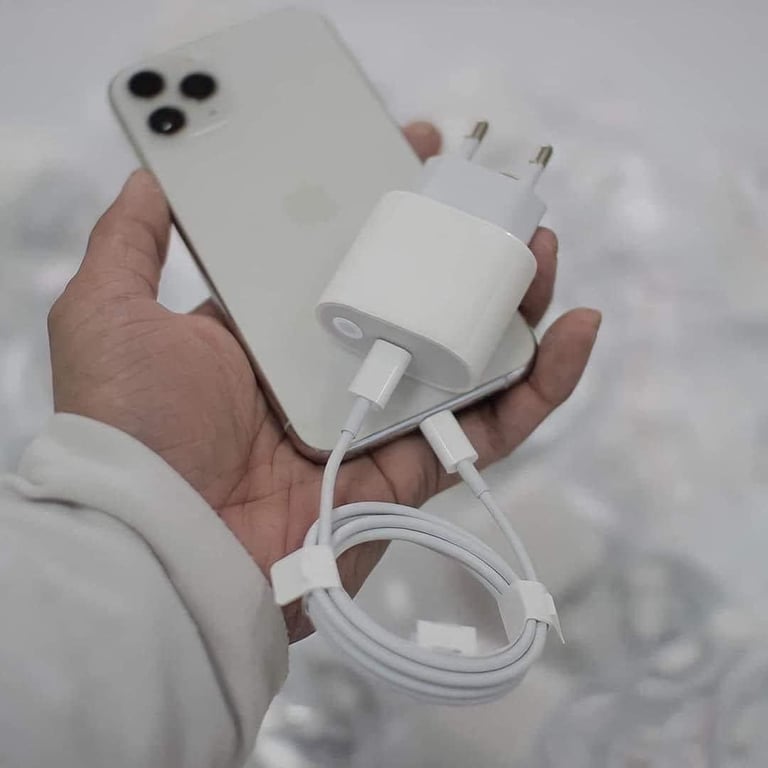 Sạc iphone nhanh rep 1/1 vs store