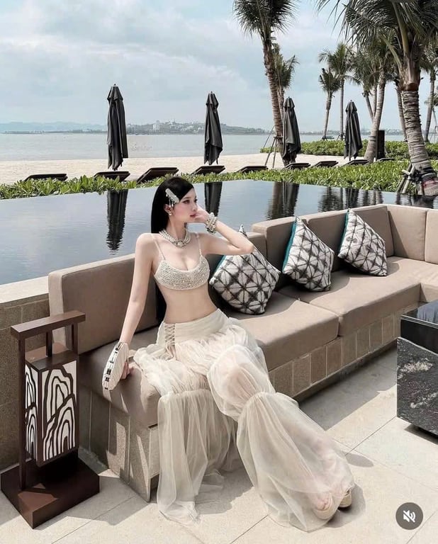 Bikini 3 món ngọc trai cao cấp