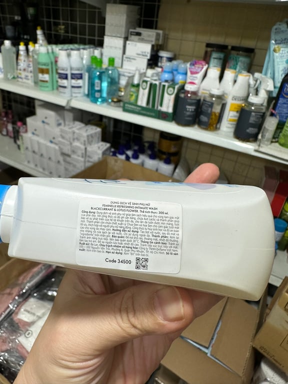 Dung dịch vệ sinh FEMINELLE -Ba Lan