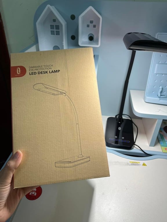 Đèn chống cận của Nhật - TAOTRONIC