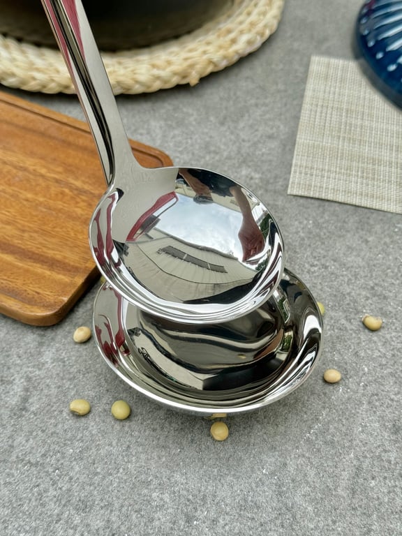 Muôi canh WMF cỡ trung- cỡ đại