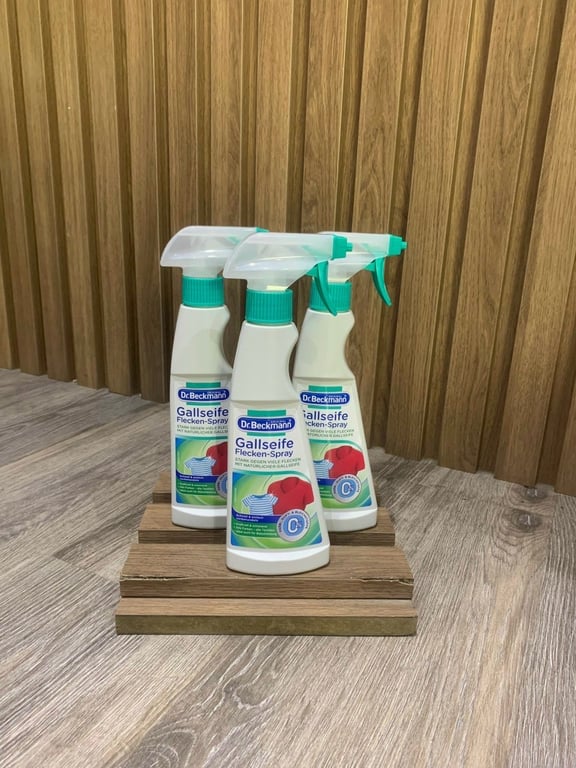 CHAI XỊT TẨY VẾT BẨN QUẦN ÁO DR.BECKMANN ĐỨC 250ML