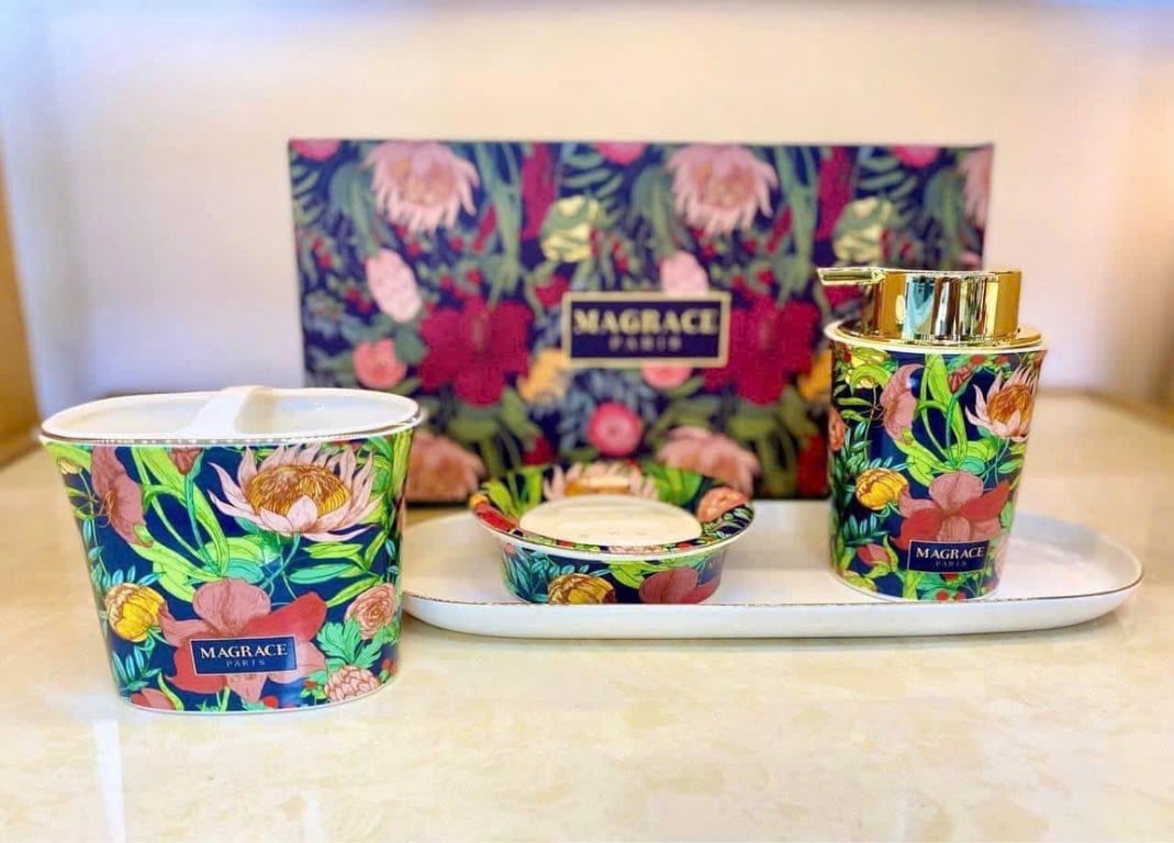 SET 4 MÓN NHÀ TẮM MAGRACE PARIS
