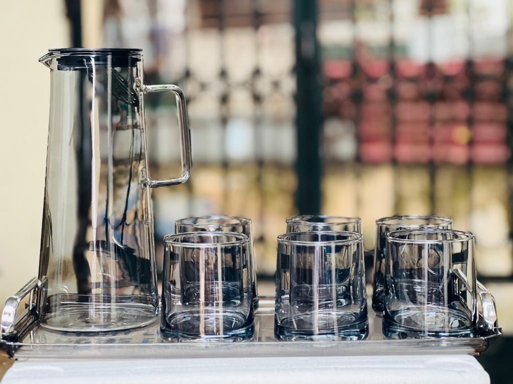 Set bình cốc khay đen