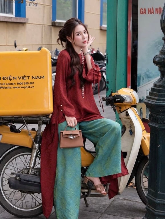 AD Thư Nhã đỏ S/M
