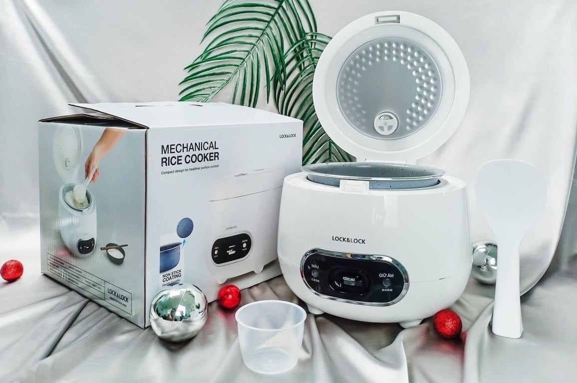 NỒI CƠM ĐIỆN MINI LOCK&LOCK-EJR426 0.8L