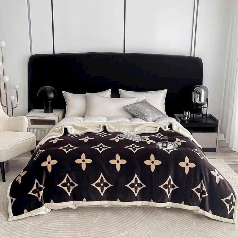 Chăn lông cừu thương hiệu, size 200x230cm, trọng lượng 2.5kg (2)