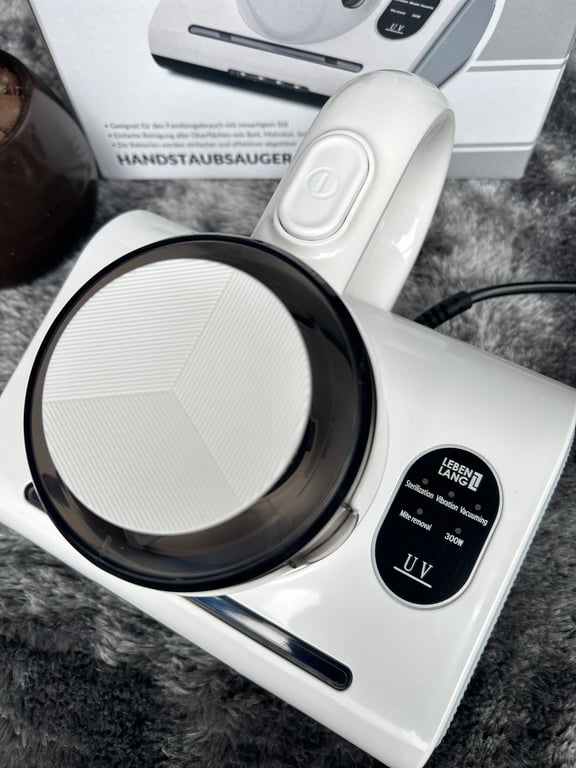 Máy hút bụi giường nệm Lebenlang LBL1369