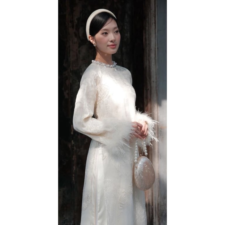 Áo dài tơ thêu đính ngọc trai lông (25)