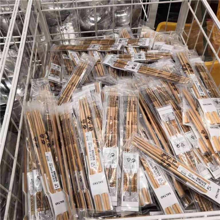 ĐŨA TRE DÀI NẤU ĂN SALTAD IKEA