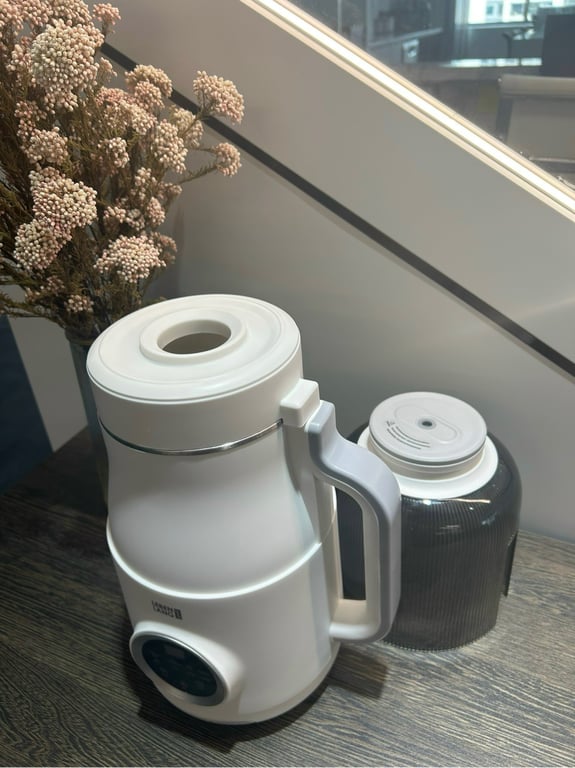 máy xay sữa hạt mới nhà LEBENLANG Đức LBL1789 1.2 lít