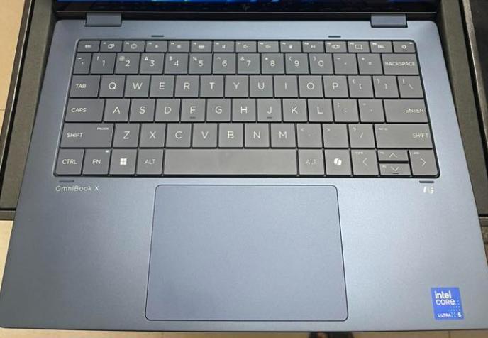 Laptop HP OmniBook X Flip 14-fm0086TU BZ7Q0PA