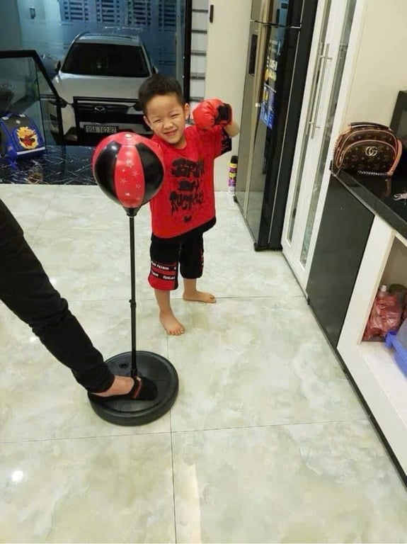 ĐỒ CHƠI ĐẤM BỐC CHO BÉ