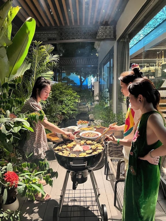 BẾP NƯỚNG THAN ngoài trời Napoleon