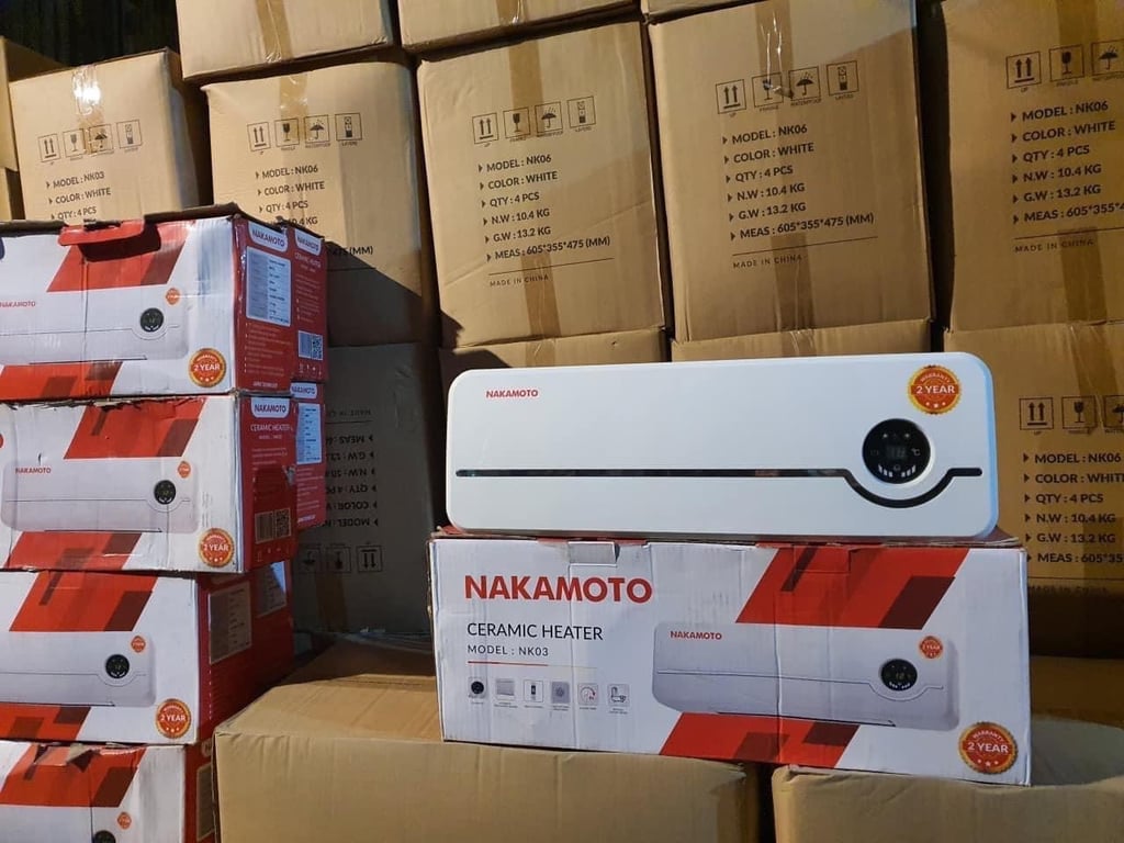 Máy sưởi gốm Nakamoto NK03 có điều khiển-