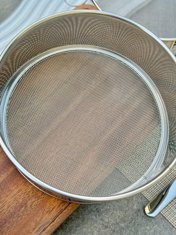 Dụng cụ lọc inox của Nhật