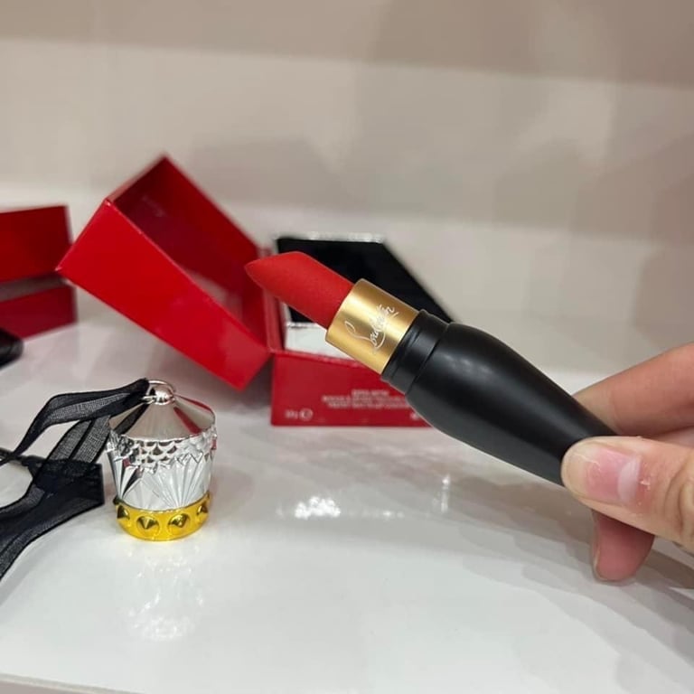 Son Christian Louboutin Diva 007M Đỏ Cam – Velvet Matte