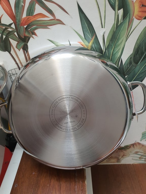 CHẢO XÀO LẨU INOX ĐÚC LIỀN KHỐI KALPEN SIZ8 30CM