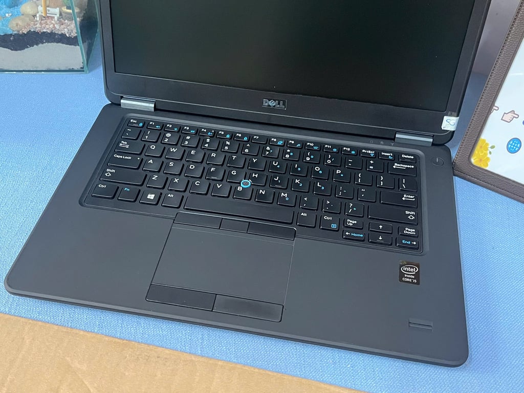 Laptop Dell 7450 – i5 5200U / 8G / 256G / 14” HD - Cũ