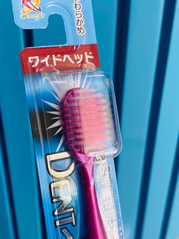 Bàn chải đánh răng DENT-INN Nhật Bản