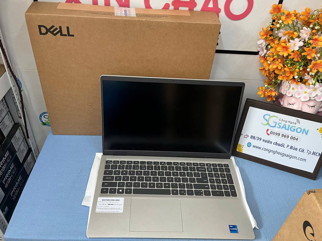 Laptop Dell 15 DC15250 DC5I7748W1