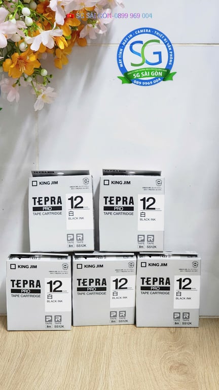 Nhãn In Tepra SS12K (Khổ 12mm, Chữ Đen Nền Trắng)