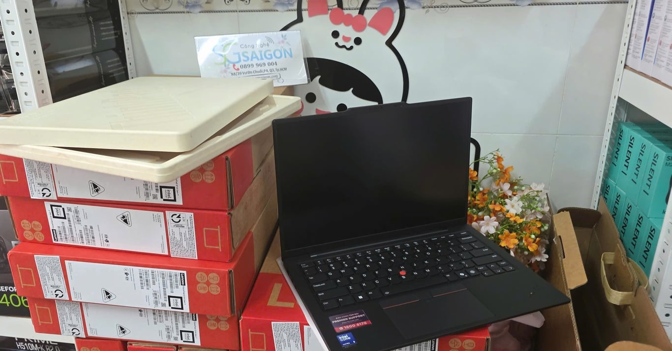 Laptop Lenovo ThinkPad X1 Carbon Gen 13 21NX0039VN