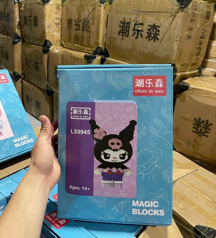 Bộ mô hình  Thỏ tím, bạn Kurome