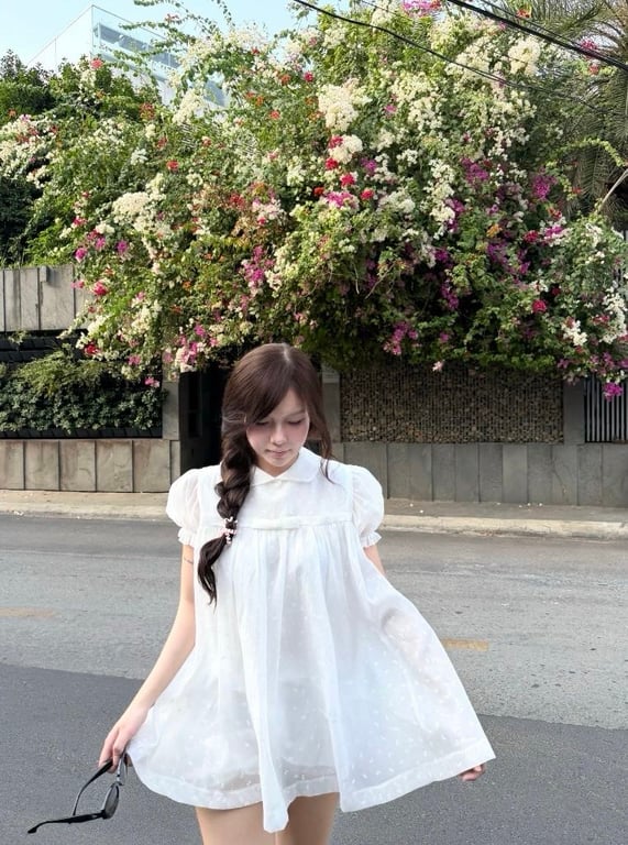 ÁO VÁY TIỂU THƯ FORM DÁNG BABYDOLL REN HOA THÊU NỔI