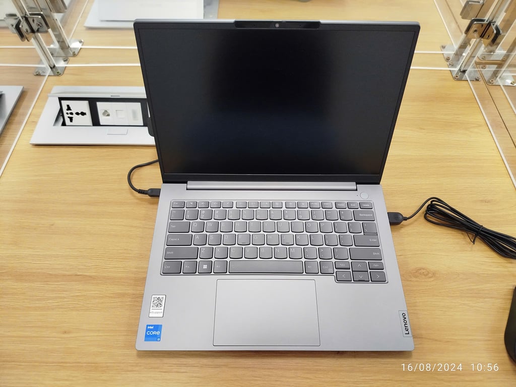 Laptop Lenovo ThinkBook 14 G4+ IAP 21CX001RVN (Core i7-1260P 2.1G | 16GB | 512GB | Intel Iris Xe | 14 inch 2.8K IPS | Win 11 | Xám)