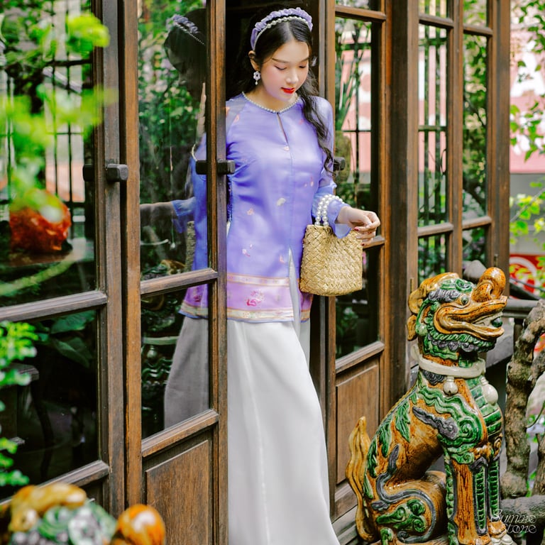 Sumire - Bà ba Hoa Niên Ca tím AA.