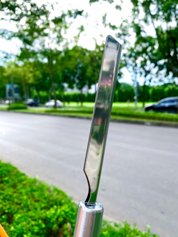 DAO CẠO LÔNG BẰNG INOX KÈM 10 LƯỠI DAO THAY THẾ