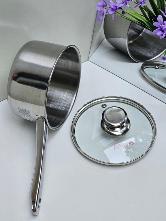 QUÁNH ANLENE NẮP KÍNH 16CM