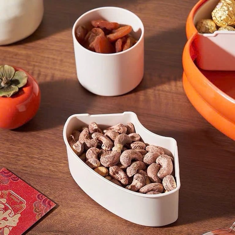 Khay mứt Tết hình quả hồng