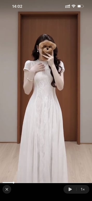 Váy ren trắng lót lụa da - sz SM có chun