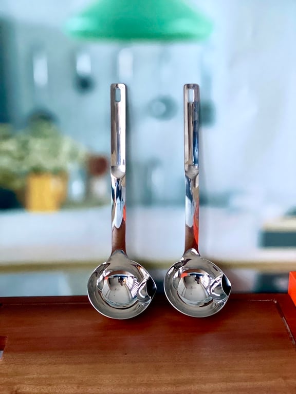 Muỗng tách dầu mỡ inox 304 30cm đường kính 10cm