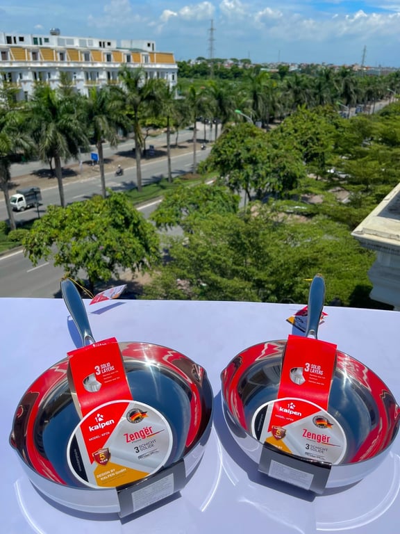 CHẢO INOX ĐÚC LIỀN KHỐI CÓ MIỆNG RÓT KALPEN ZENGER  size 24-26