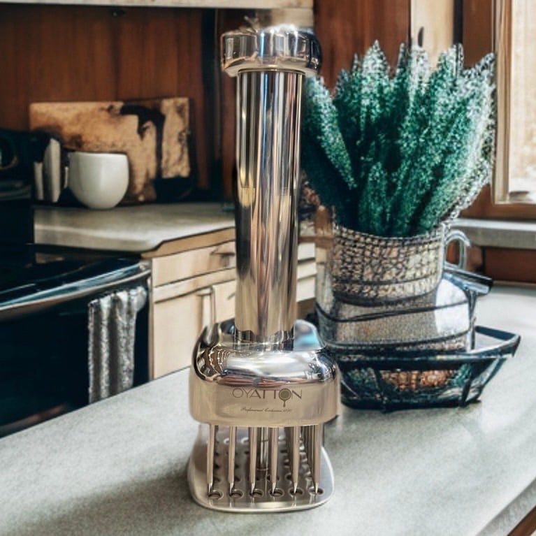 OYT660 - Dụng cụ dằm thịt vuông Oyatton inox 18/10