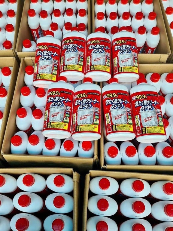 Nước tẩy lồng giặt Roket Nhật Bản 550g