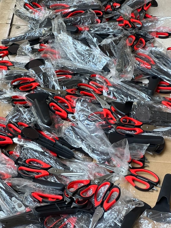 KÉO CẮT THỰC PHẨM ĐA NĂNG THÁO RỜI CÓ NẮP ĐẬY ZWILLING