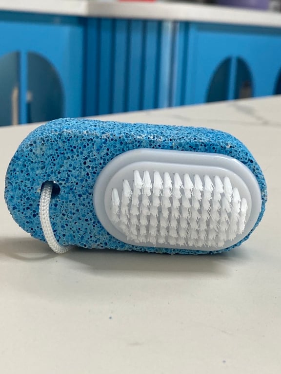 chải chà gót chân đá san hô kèm bàn chải cọ móng Nhật Bản