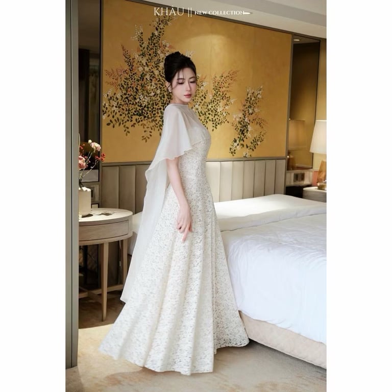 Đầm ren voan choàng Khâu