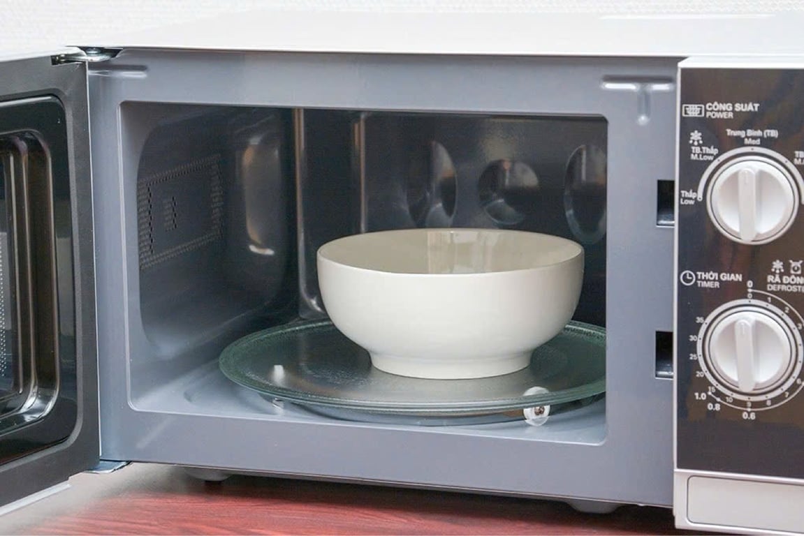 Lò Vi Sóng Cơ Sharp R-205VN-S 20L 800W🔥