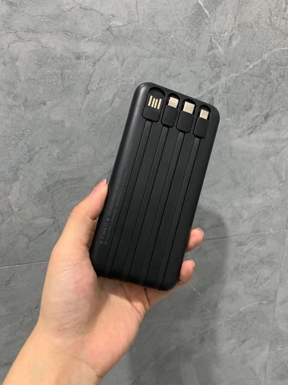 Sạc dự phòng không dây TAKASHIO nội địa Nhật - Made in Japan dung lượng 20.000mAh.